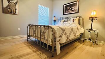 3 bedrooms, free WiFi, bed sheets