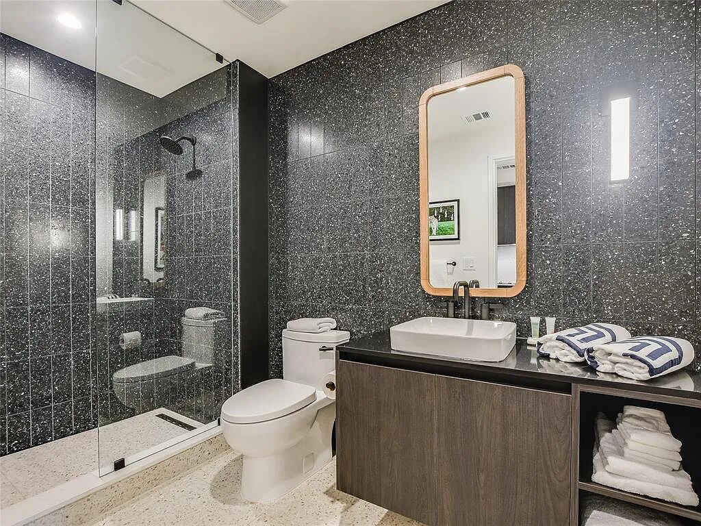 Shower, towels, soap, toilet paper