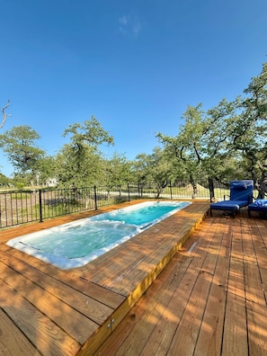 Terrace/patio - Hidden Fox Escape - Red Fox (Hays County)