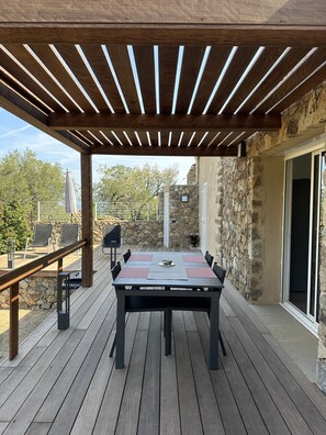 Outdoor dining - Casa Laura (Monticello)