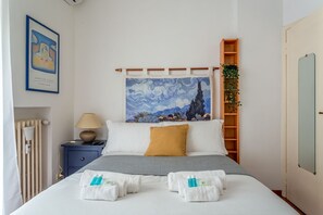 1 室のベッドルーム、WiFi、ベッドシーツ