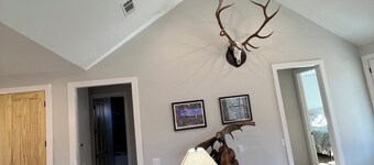 Clear Creek: Sardis Lake- 3 Bedroom Cabin