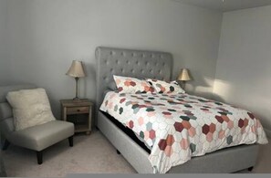 3 bedrooms - Crosby Home in North Richland Hills (North Richland Hills)