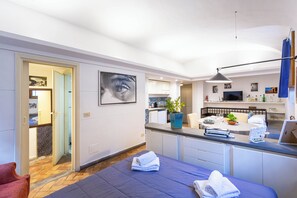 1 bedroom, iron/ironing board, travel crib, WiFi