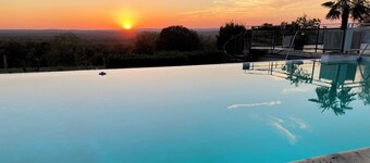 Charm, comfort, breathtaking views under the stars