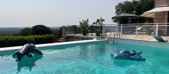 Charm, comfort, breathtaking views under the stars