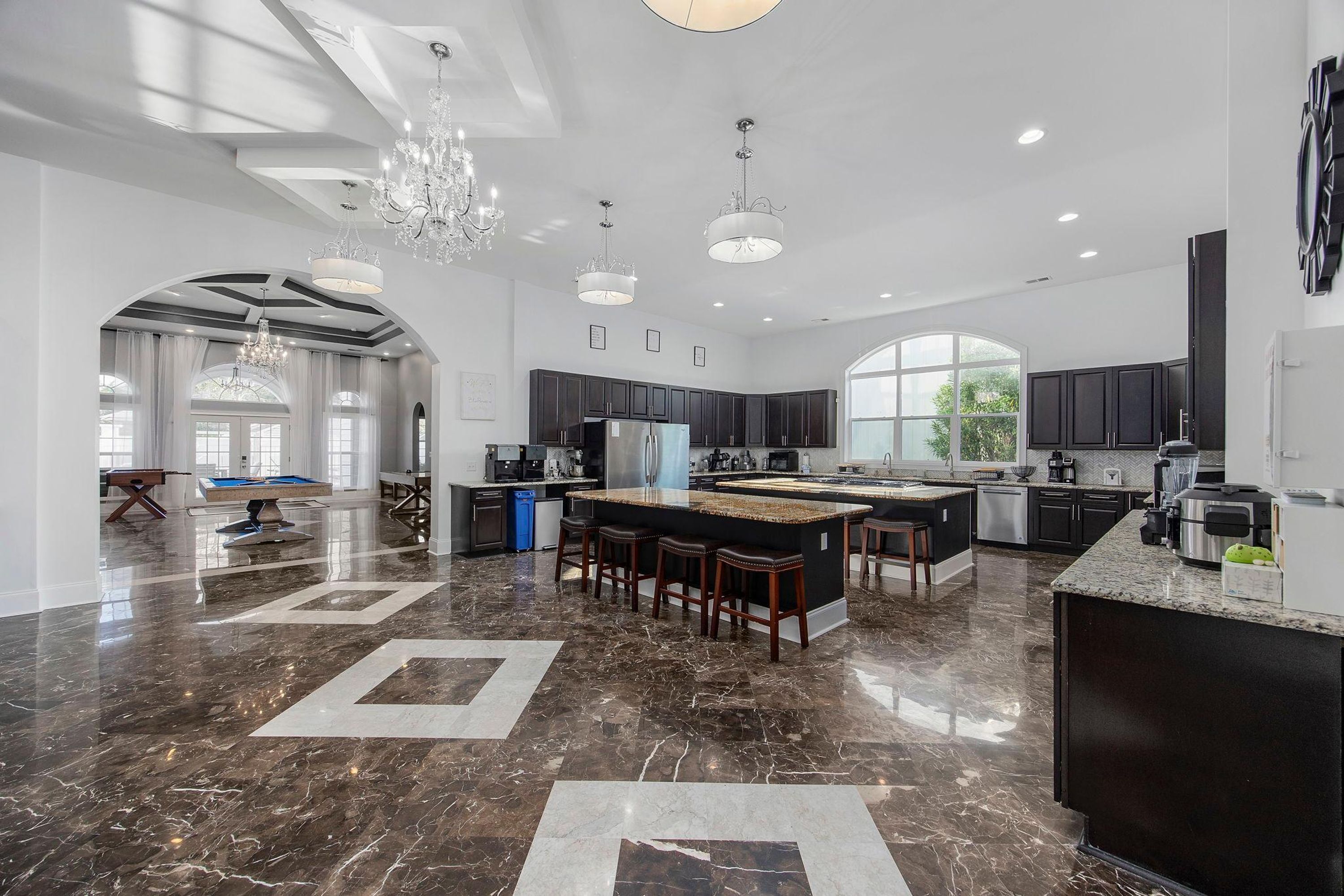 House, Accessible | 8 bedrooms, desk, Internet