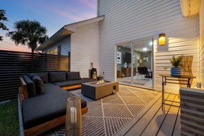 Hus | 4 sovrum, skrivbord och internet