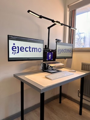 Apartment - Kensington Gardens 2 Bedroom Flat With a Balcony (London)