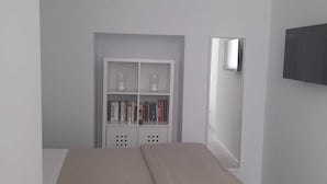 WiFi (free) - Your Independent Room (Lecco)