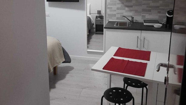 WiFi (free) - Your Independent Room (Lecco)