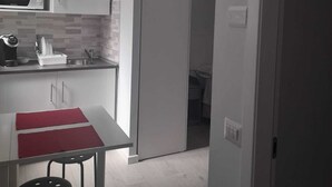 WiFi (free) - Your Independent Room (Lecco)