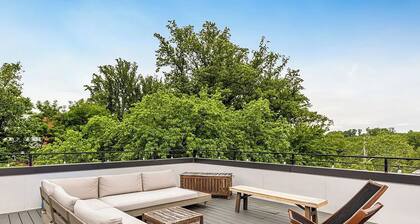 New 3BD/2BA Apartment with Private Rooftop