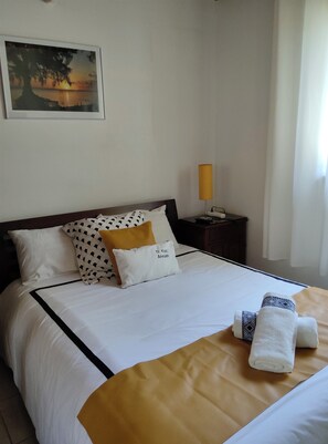 3 Schlafzimmer, Bügeleisen/Bügelbrett, WLAN, Bettwäsche