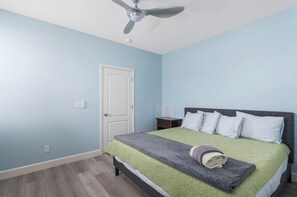 1 多间卧室、熨斗/熨衣板、免费 WiFi、床单