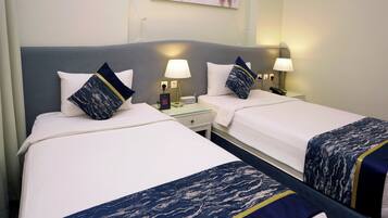 Twin Room | Egyptian cotton sheets, premium bedding, pillowtop beds, in-room safe