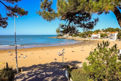 T2, 24 m² in Cap Altantic residence with pool, at ST Palais/Mer 500 m from beach