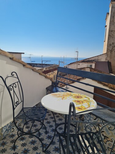 Cozy property on the Amalfi Coast close to the most beautiful beaches