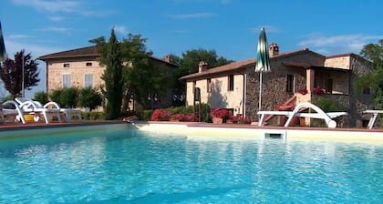 Apartments in Casole D'elsa/toskana 24074