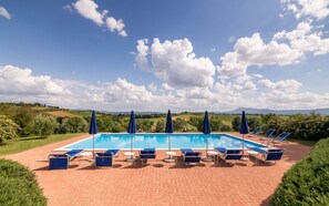 Apartment | 2 bedrooms - La Godiola Flat With a View Il Glicine -glicine (Castiglione del Lago)