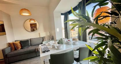 Cozy 1BR City Centre Near Meir Shopping by Oneluxstay