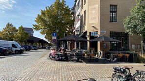Exterior - Cozy 1BR City Centre Near Meir Shopping by Oneluxstay (Antwerp)