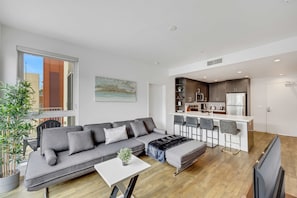 Unclassified image, 4 of 38, button - Stylish 2BR Family Apartment by Dtla (Los Angeles)