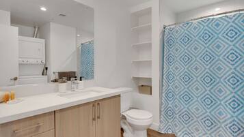 House | Bathroom