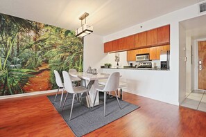 Apartment | 1 bedroom - Stylish 1BR At Brickell Bay Club by Oneluxstay (Miami)