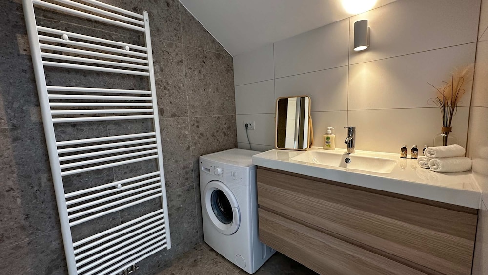 Luxury 1br Near Fashion District By Oneluxstay - Anversa