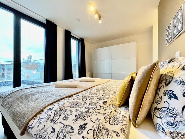 Apartment | Exterior - Modern 2BR Penthouse Near Diamond District by Oneluxstay (Antwerp)