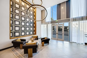 Apartment | 2 bedrooms - Luxury 2BR Hollywood Pool View by Oneluxstay (Los Angeles)