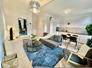 Apartment | 1 bedroom - Luxury Dlx 1BR Near Fashion District by Oneluxstay (Antwerp)