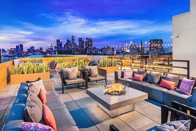 Stylish 2BR Near Dodgers Stadium by Oneluxstay