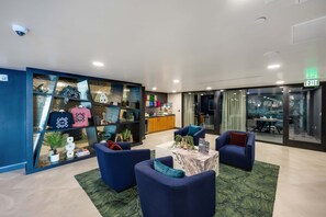 Apartment - Luxury 2BR Hollywood Sign View by Oneluxstay (Los Angeles)