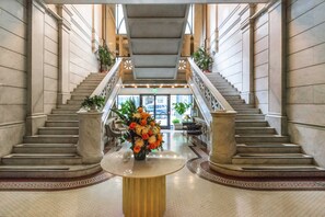 Apartment | Exterior - Stylish Deluxe 1BR At HWH by Oneluxstay (Los Angeles)