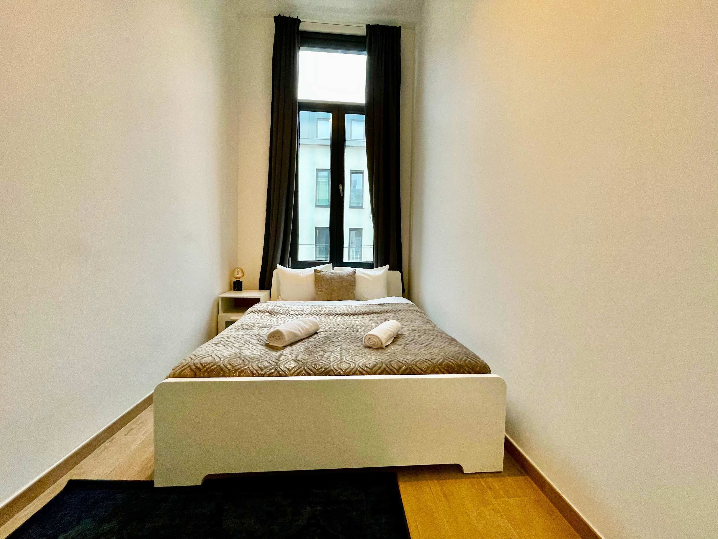 Photo - Luxury Dlx 1BR Near Fashion District by Oneluxstay