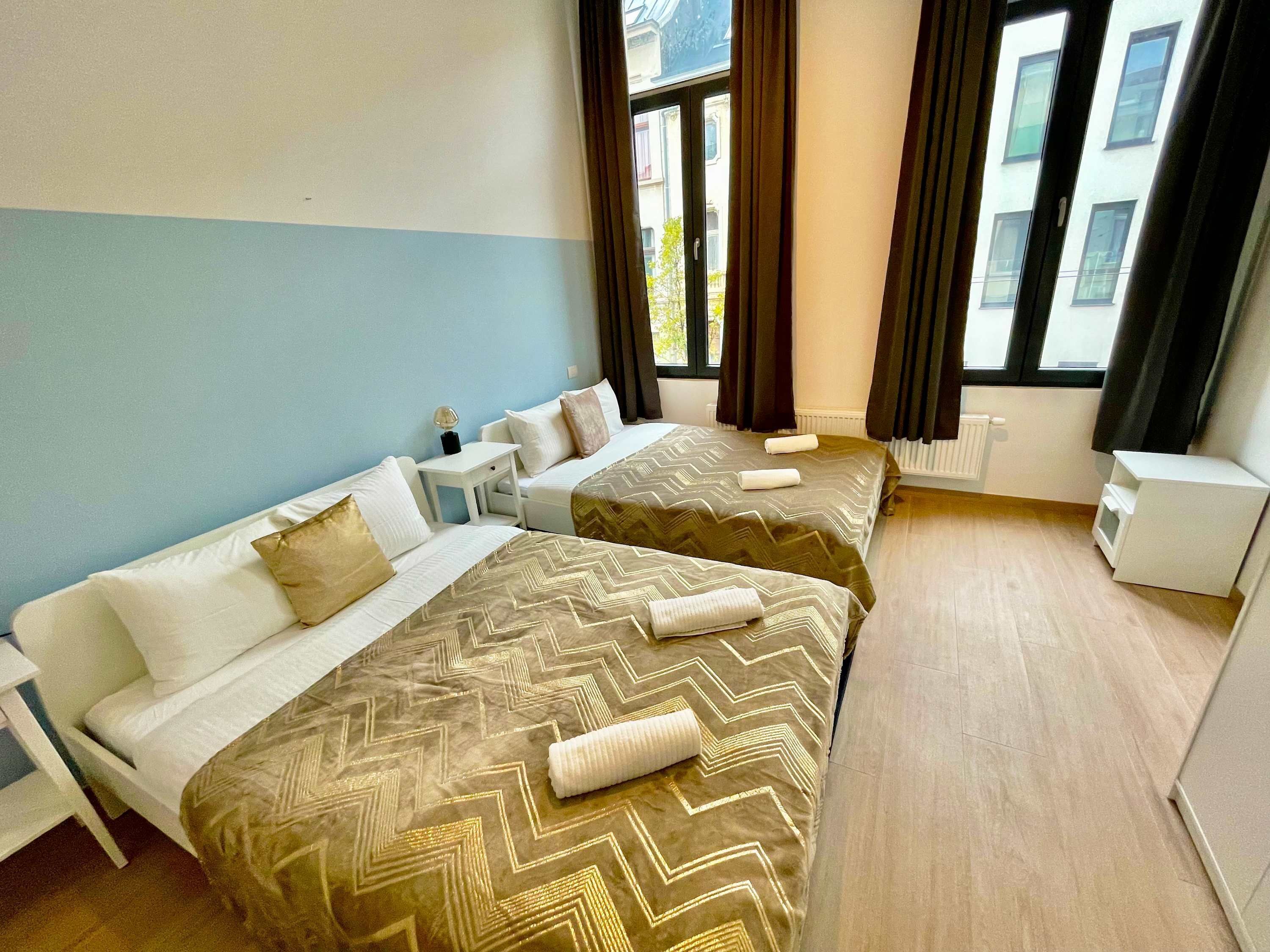 Photo - Luxury Dlx 1BR Near Fashion District by Oneluxstay