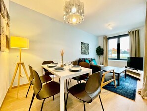 Apartment | Exterior - Luxury 2BR 1BA Near Fashion District by Oneluxstay (Antwerp)