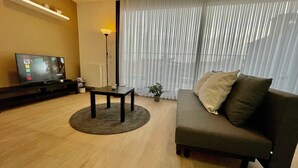 Unclassified image, 2 of 58, button - Modern 1BR Near Diamond District by Oneluxstay (Antwerp)