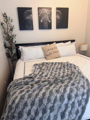 2 室のベッドルーム、WiFi、ベッドシーツ