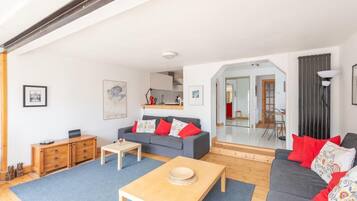 House | Living area | TV