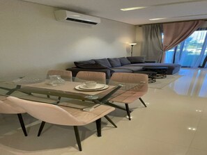 Apartment | 1 bedroom - Elegant Lagoon View With Balcony (Salalah)