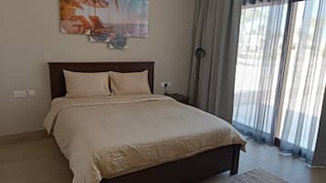 2 bedrooms