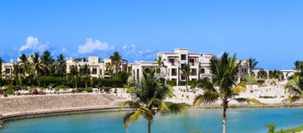 Lagoon View Apartment With Terrace