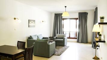 2 bedrooms