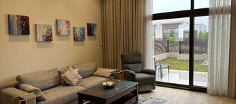 One-bedroom Escape With Scenic View