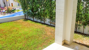 Unclassified image, 2 of 11, button - Serene 1-bedroom With Pool View (Salalah)