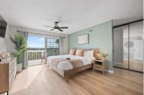 Unclassified image, 4 of 85, button