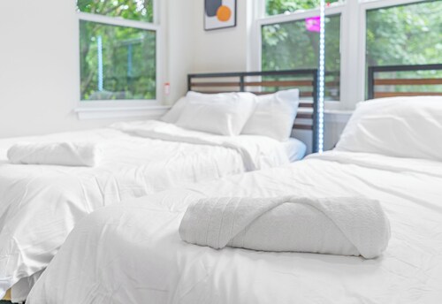 NYC Urban Escape 15min to Newark Penn Station